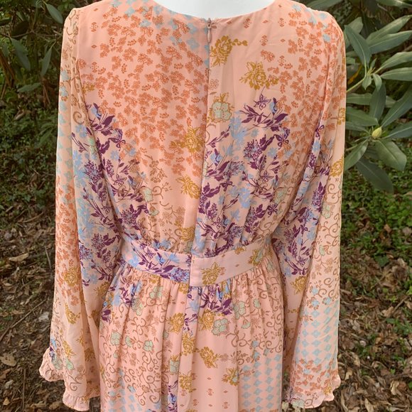Beautiful WAYF peach floral boho dress - Picture 5 of 8